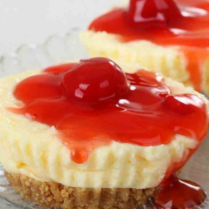 Airfryer Mini Cherry Cheesecakes