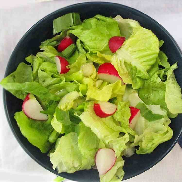Quick - Easy Spring Lettuce Salad