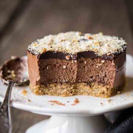 Chestnut chocolate mousse cakes