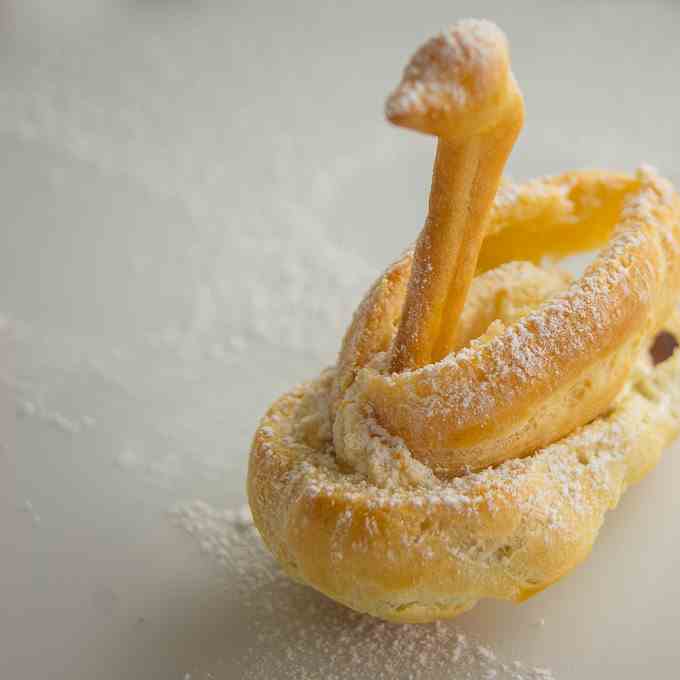 Cream Puff Swans (Choux Pastry)