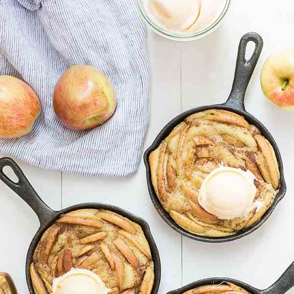 Olive Oil and Apple Cakes