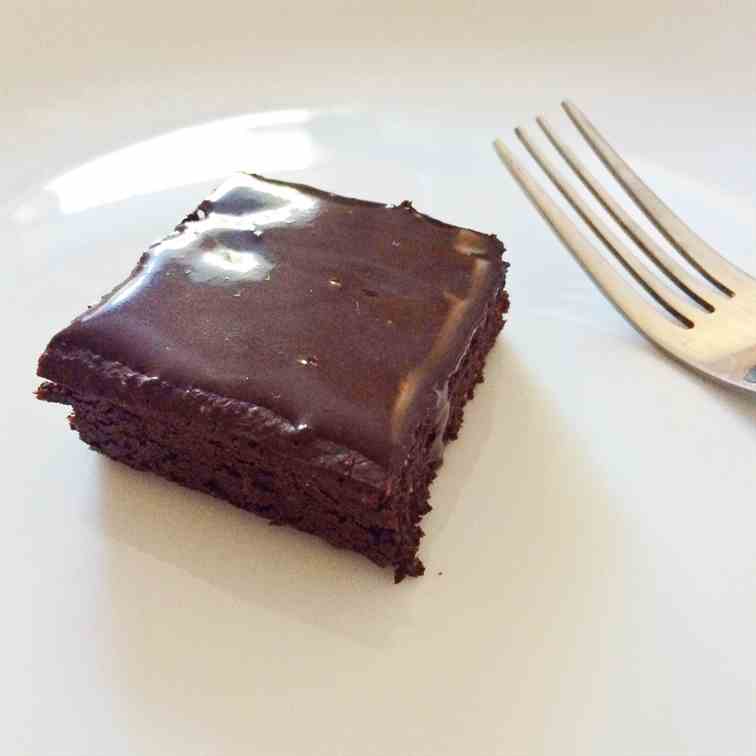 Healthy Vegan Chocolate Sheet Cake 