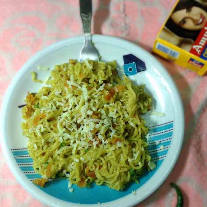 Cheese Maggi noodles
