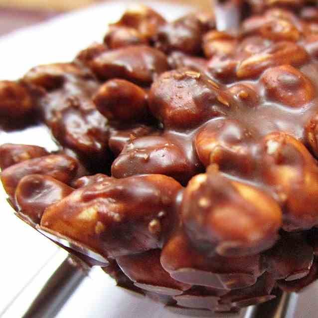Chocolate Rice Hazelnut Crispy Muffins