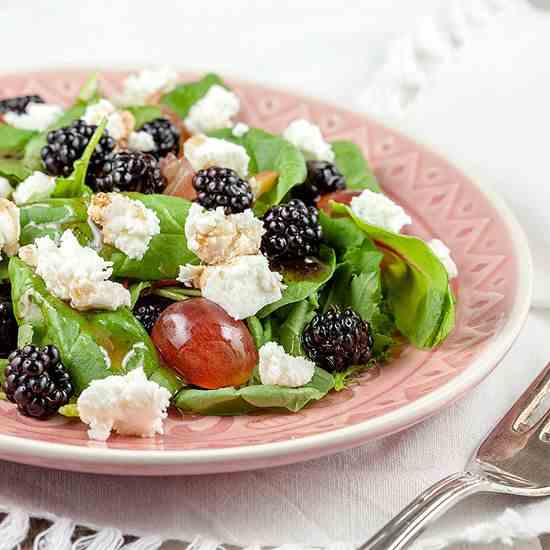 Wild blackberry salad