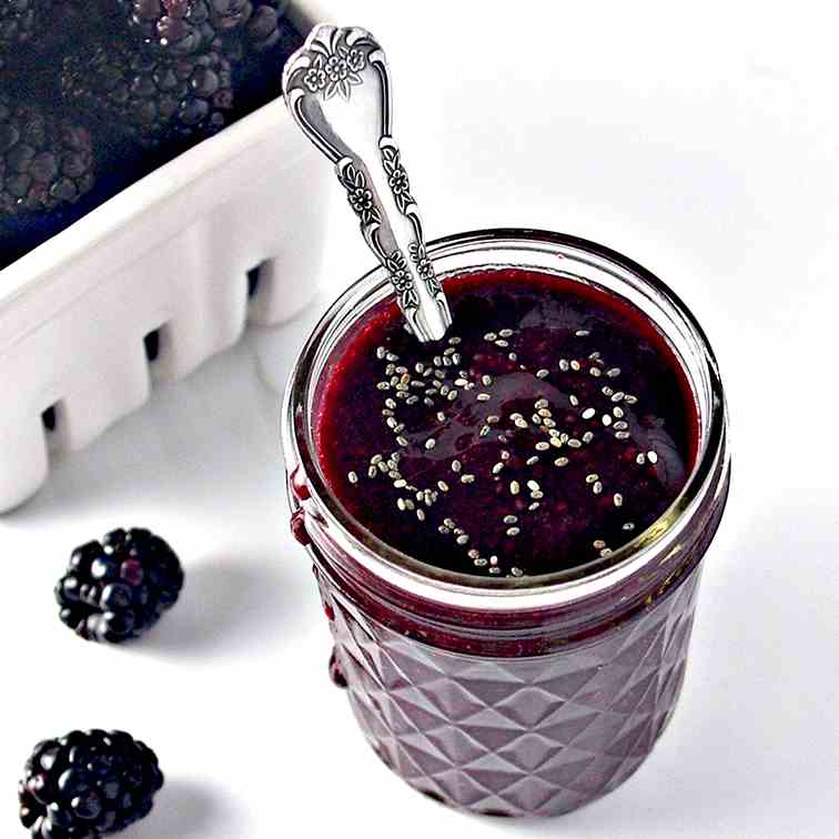 5-Minute Blackberry Sauce