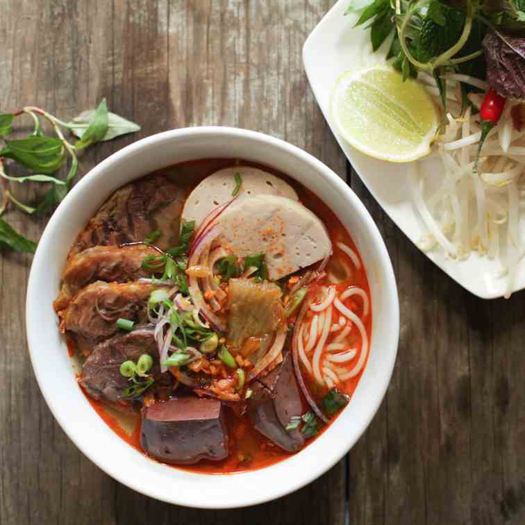 Vietnamese Beef & Pork Noodle Soup