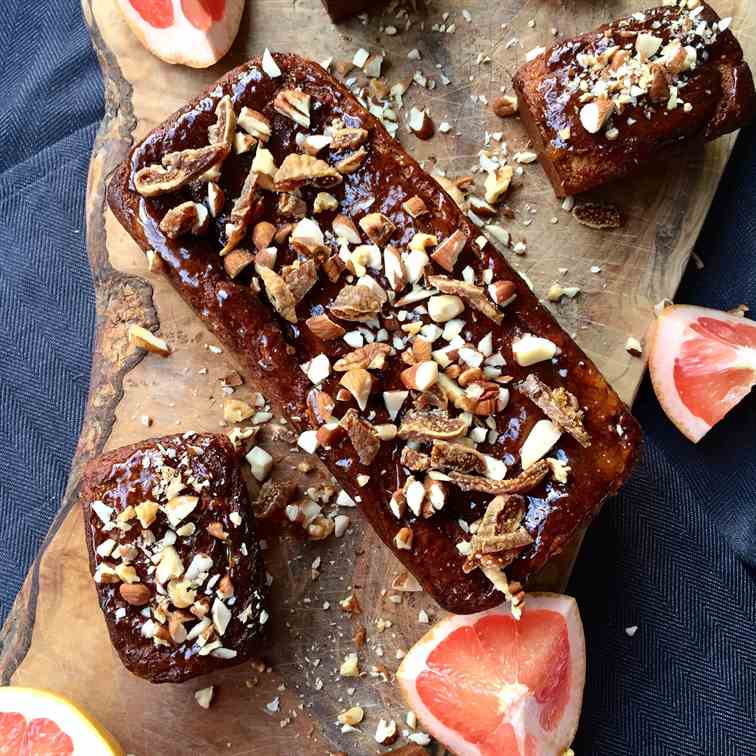 Fig and almond banana bread