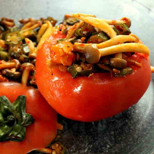 Spicy Okra and Mushroom Tomato