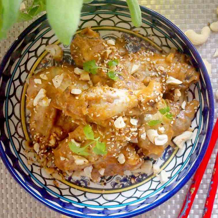 Thai chicken wings with peanut sauc