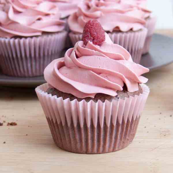 Raspberry Brownies Cupcakes