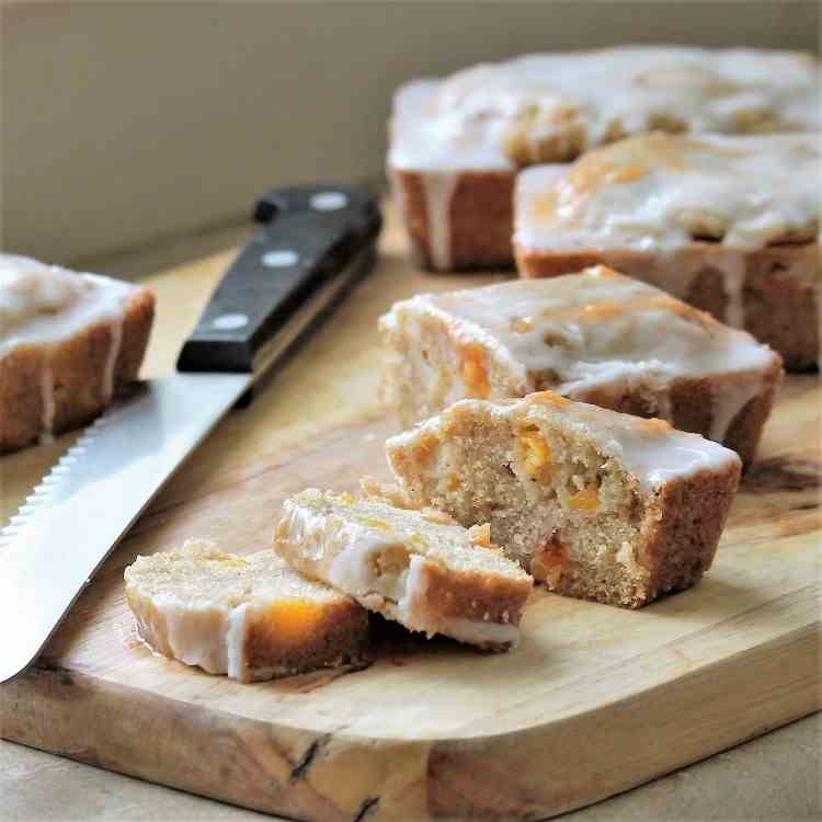 Peach Cobbler Bread (Mini Loaves)