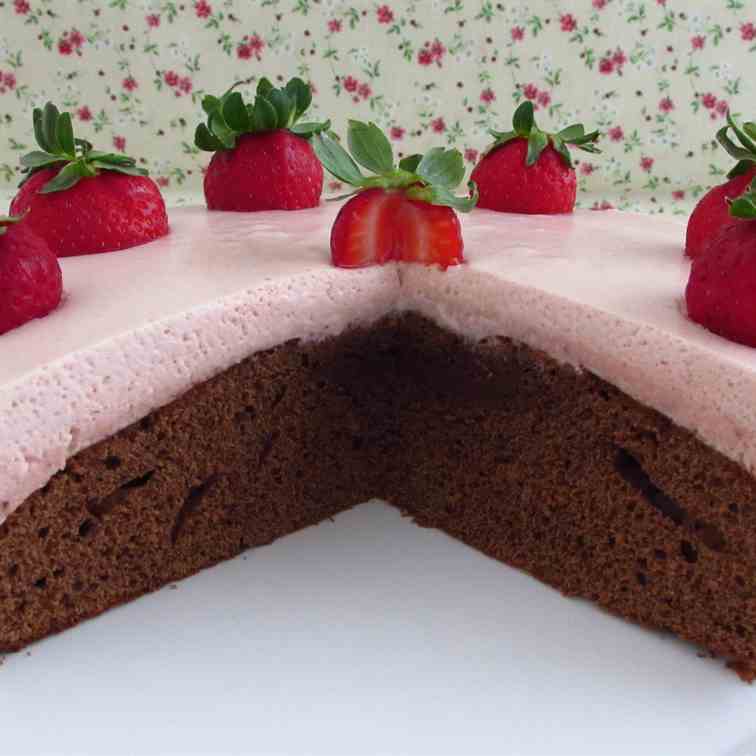 Chocolate cake with strawberry mousse