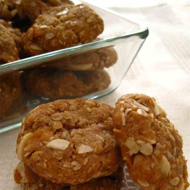 Crunchy Muesli Cookies