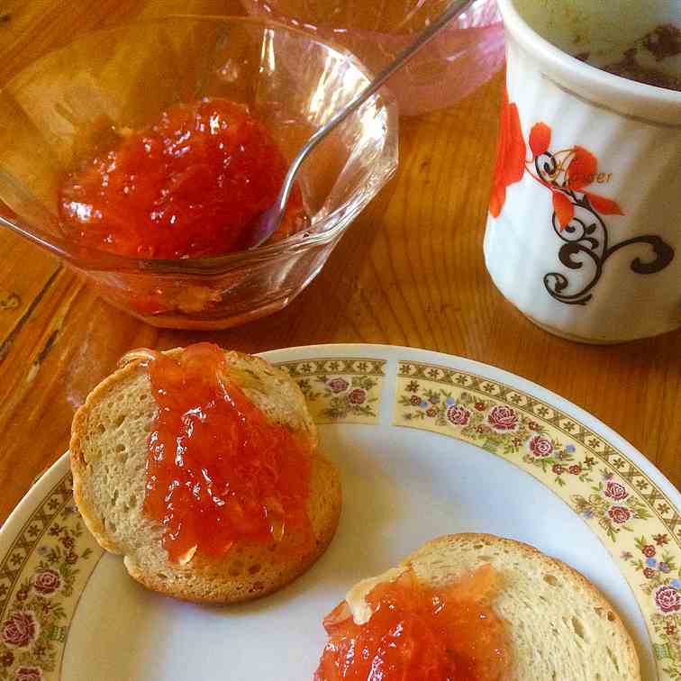 Childhood recipes with quinces- quince jam