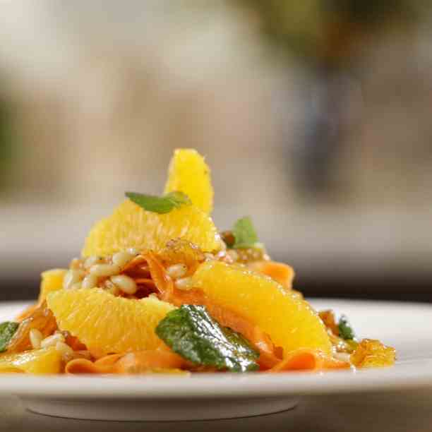 Moroccan Salad with Carrot, Oranges