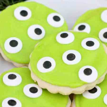 Spooky Monster Eye Sugar Cookies