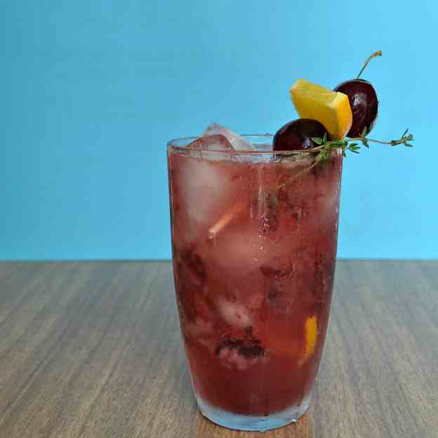 Cherry Smash Cocktail