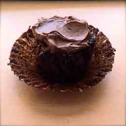 Chocolate Cupcakes with Ganache