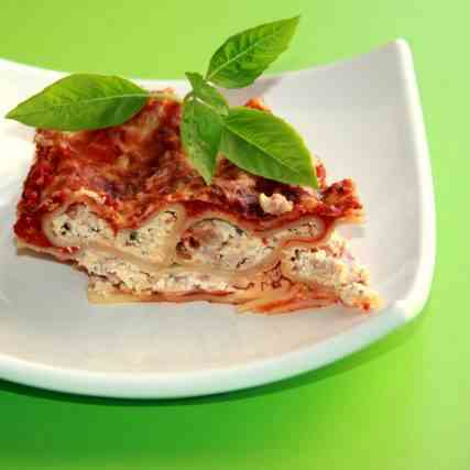 Cannelloni with Cheese Bacon filling
