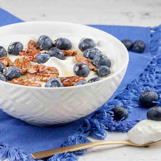 Greek yogurt mascarpone with blueberries a