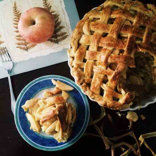 Classic Lattice Top Apple Pie