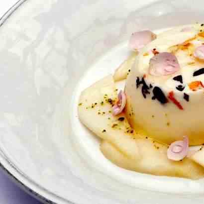Rose & buttermilk panna cotta with pears