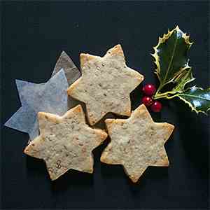 Sesame seeds star cookies