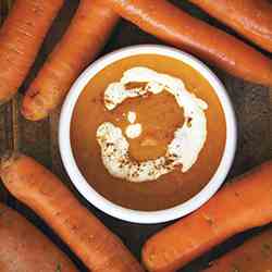 ROASTED CARROT SOUP WITH GINGER