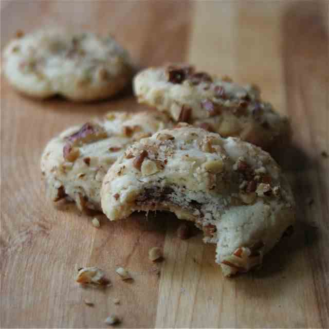 Pecan Sandie Rolo Cookies