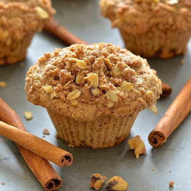 Apple Muffins with Cinnamon Streusel 