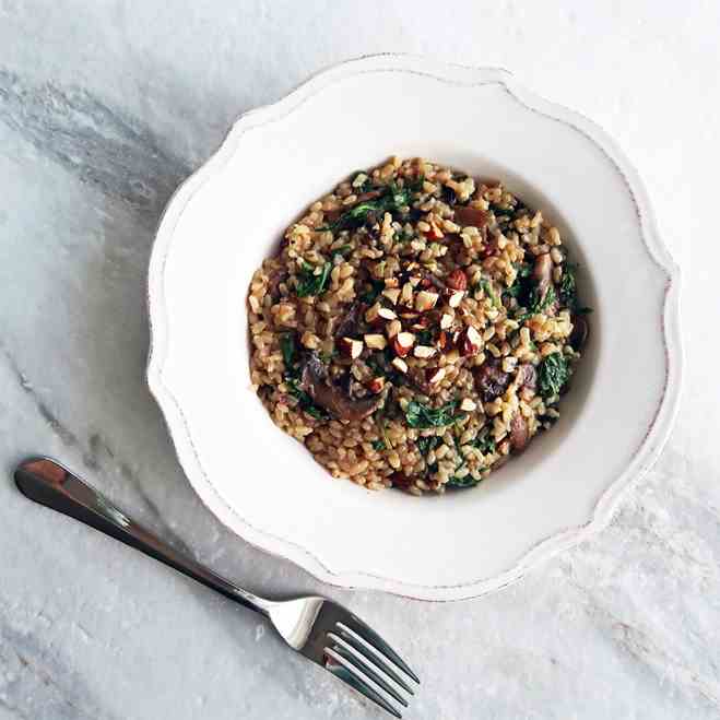 Brown Rice Pilaf with Mushrooms and Kale