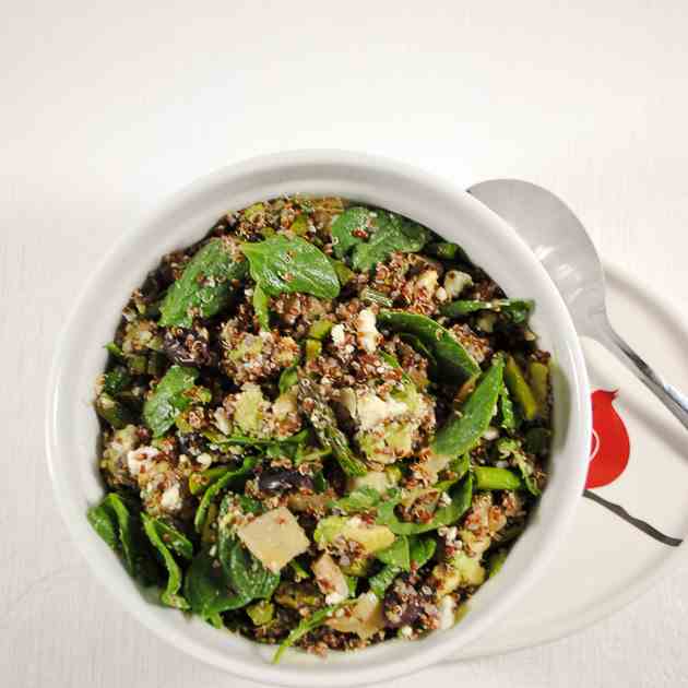 Mediterranean Asparagus and Quinoa Salad