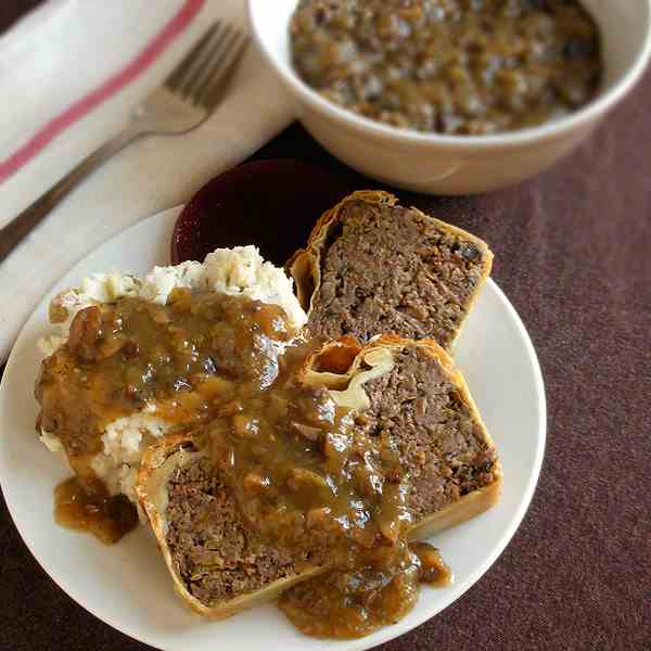 mushroom nut roast in puff pastry