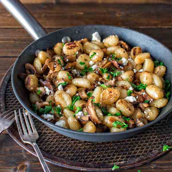 Potato gnocchi with mushrooms