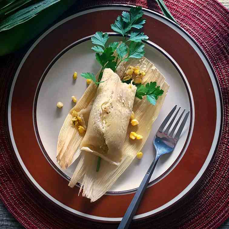 SWEETCORN TAMALES WITH ROASTED GREEN CHILI
