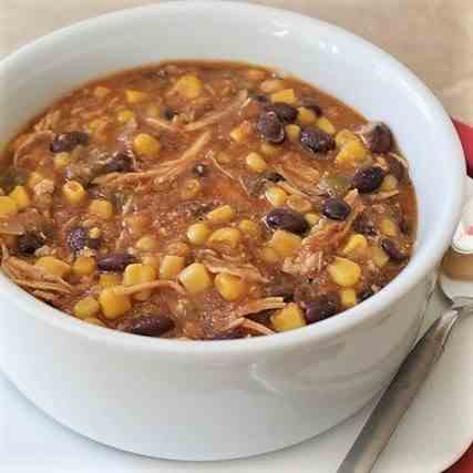 Crockpot Chicken with Black Beans and Corn