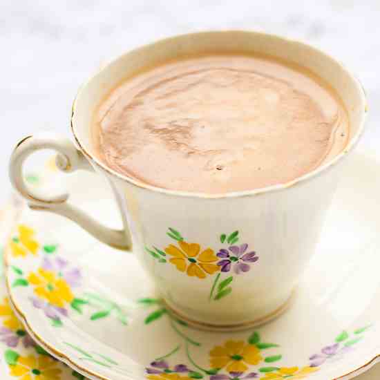Super Easy Homemade Hot Chocolate