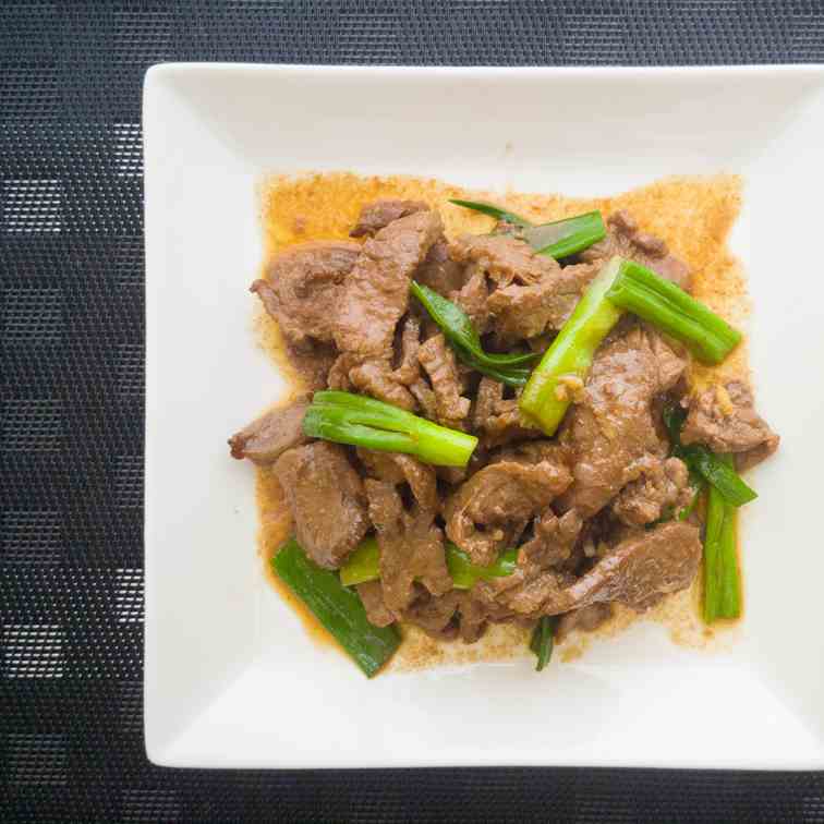 Green Onion and Beef Stir Fry