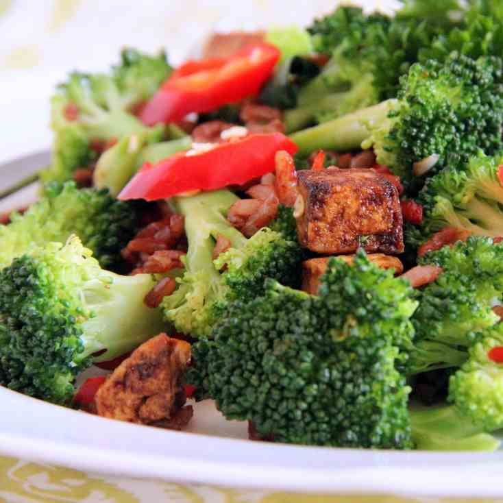 Broccoli and Tofu Stir-fry with Red Rice