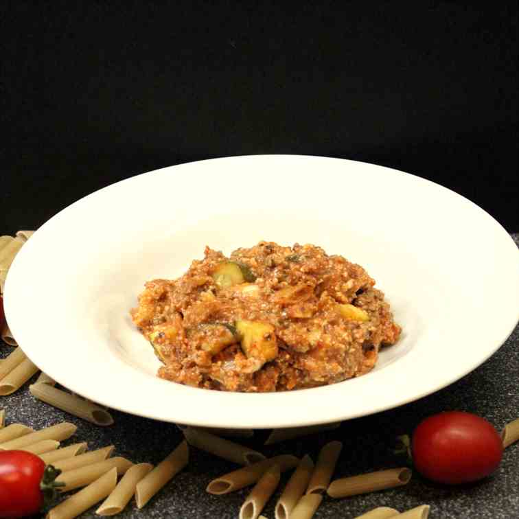 Spelt Pasta with Meat from the Slowcooker