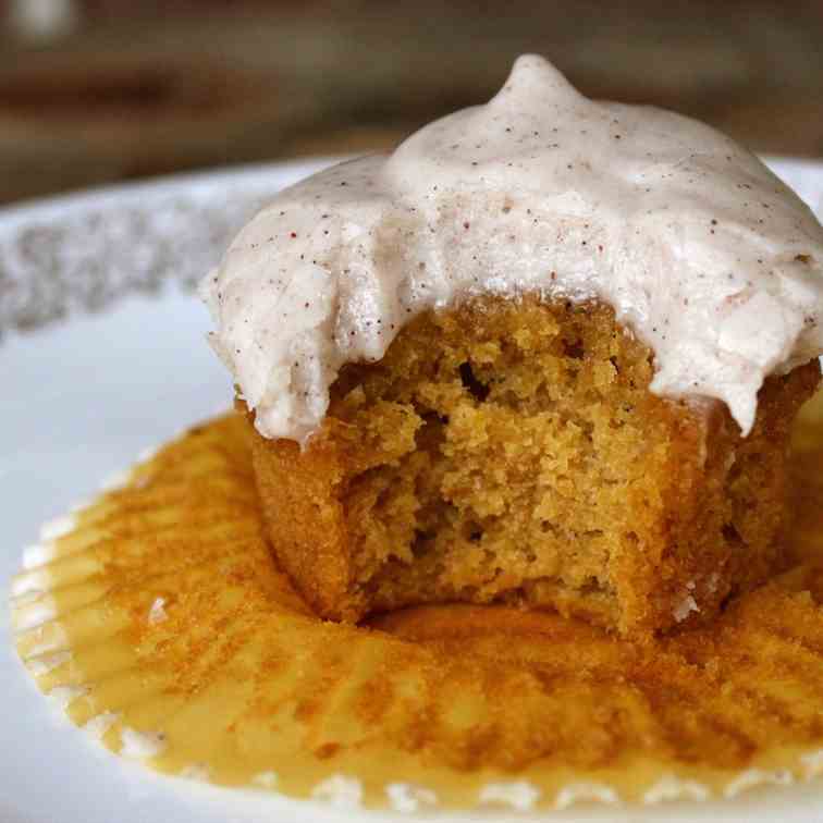 Pumpkin Cupcakes and Cream Cheese Frosting