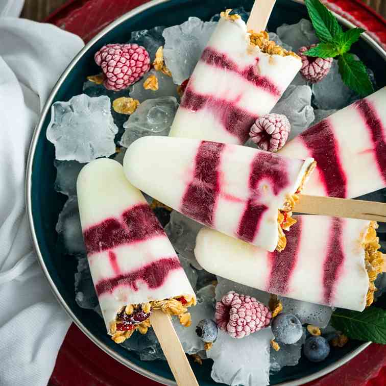 Yogurt raspberry pops