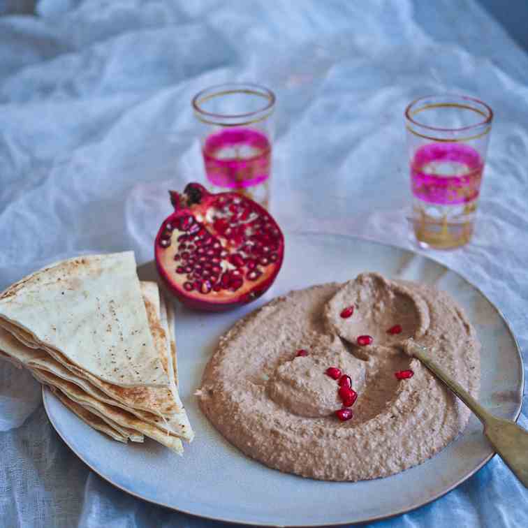 Pomegranate - Walnut Hummus