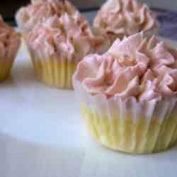 Paleo Vanilla Cupcakes