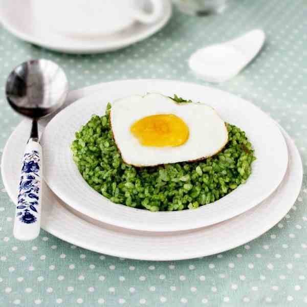 Stir-Fried Rice with Egg