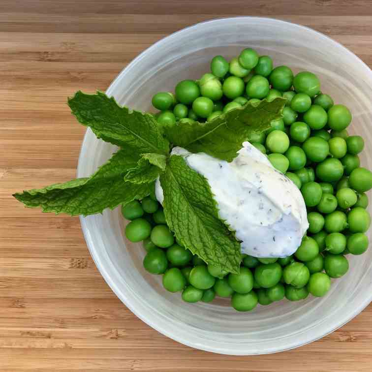 Fresh Summer Peas With Mint Yogurt