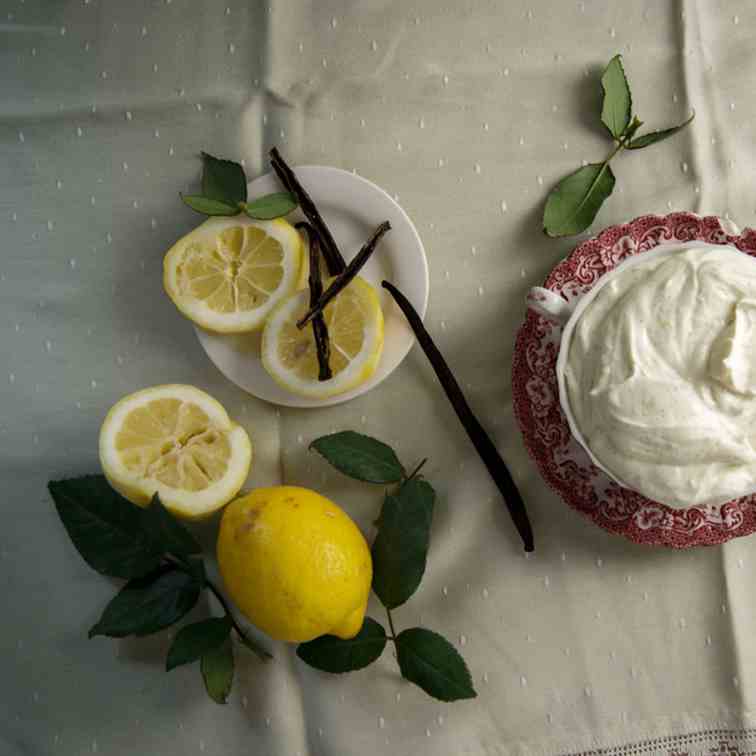 Vanilla Lemon Curd Cream with Raspberries