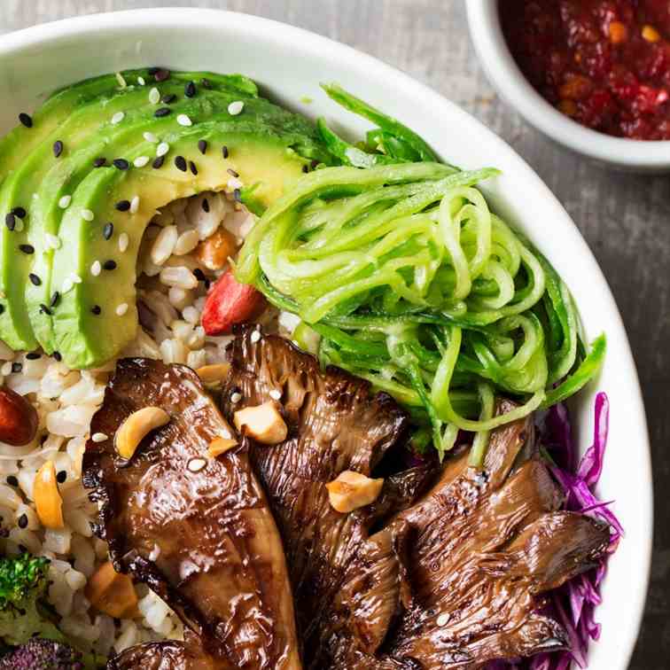 Asian veggie bowl with oyster mushrooms