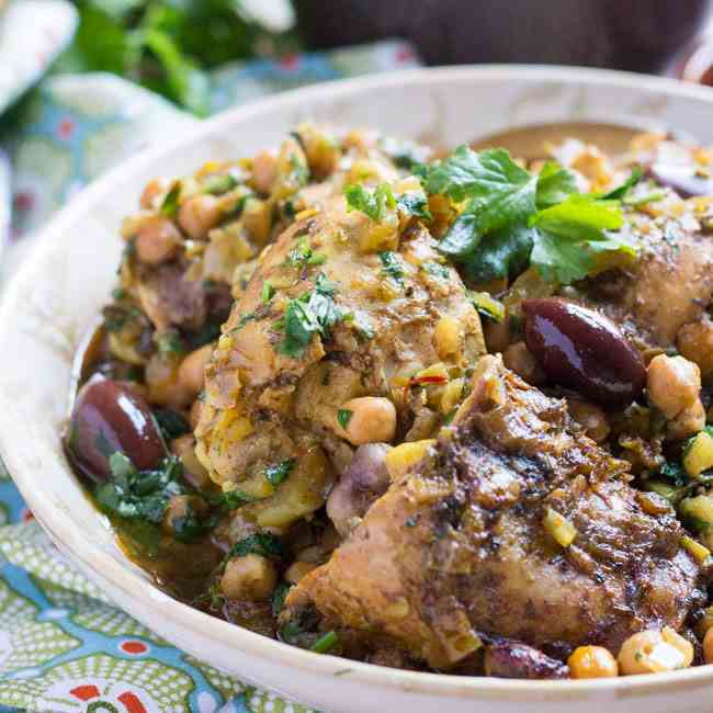 Slow Cooker Moroccan Chicken Tagine